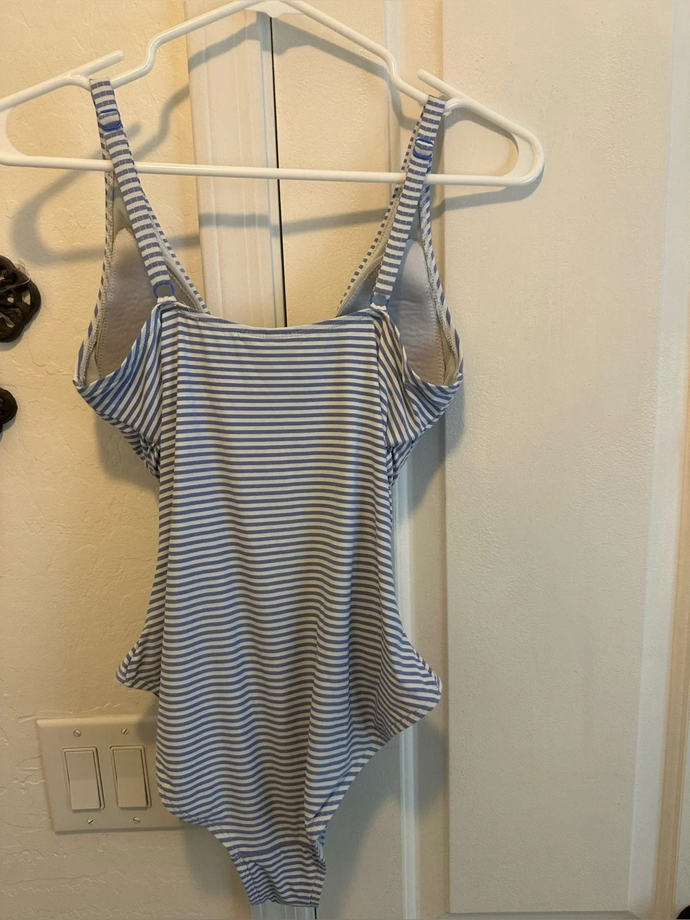 Ladies front twist striped one piece bathing suit by NipTuck Swim Size 8 - Picture 9 of 16